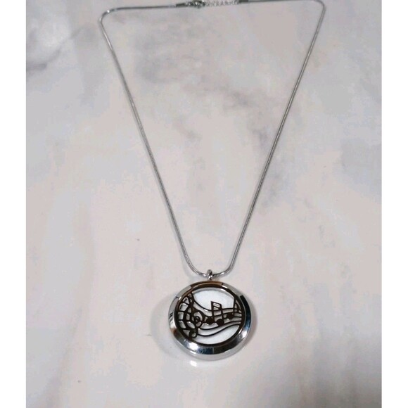 Musical Notes Aromatherapy Essential Oil Diffuser Necklace Womens Locket Pendant - Picture 2 of 8